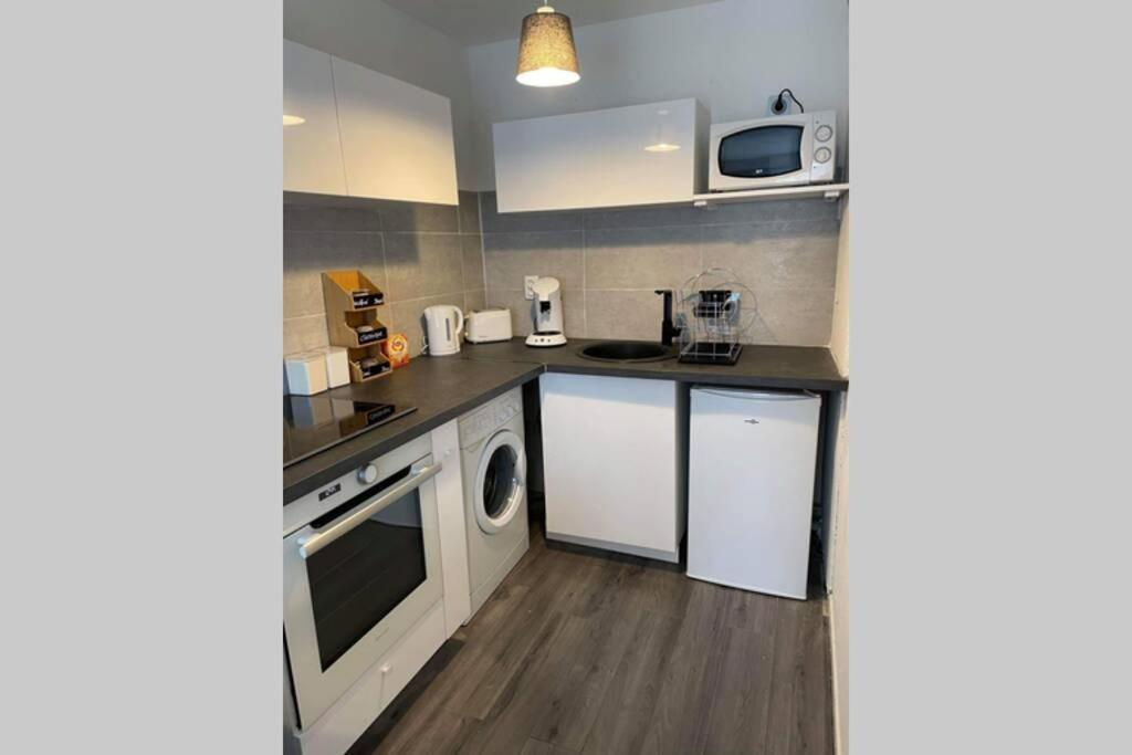 Joli T2, Jacuzzi, Lit Rond, Jardin, Parking Prive, Metro Toulouse